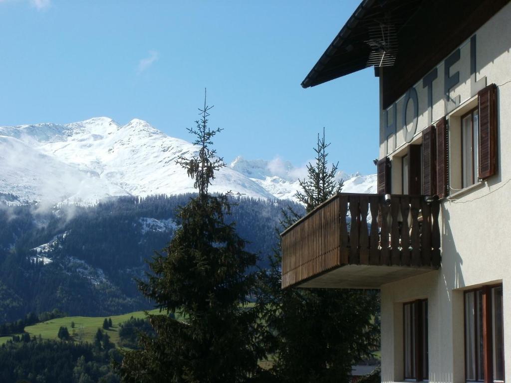 Hotel Pez Ault Disentis Exteriér fotografie