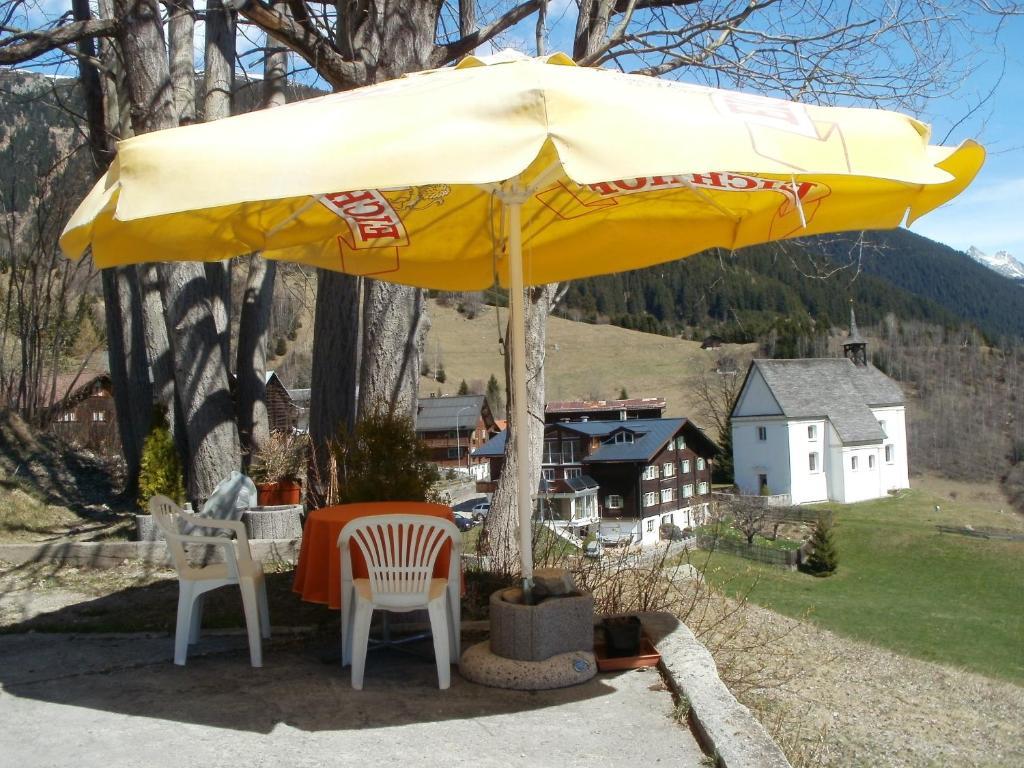 Hotel Pez Ault Disentis Exteriér fotografie