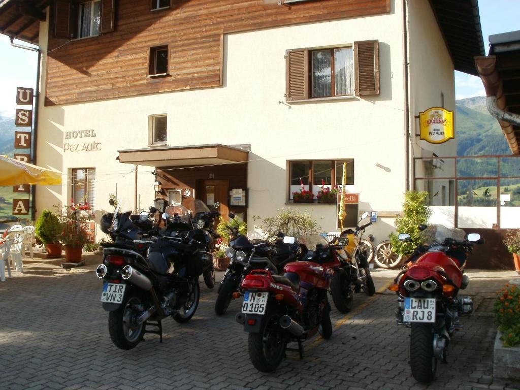 Hotel Pez Ault Disentis Exteriér fotografie