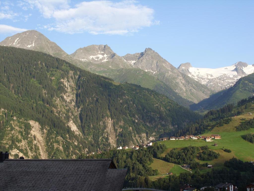 Hotel Pez Ault Disentis Exteriér fotografie