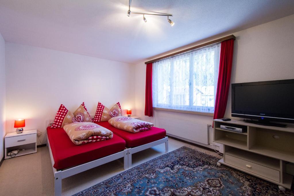 Hotel Pez Ault Disentis Pokoj fotografie