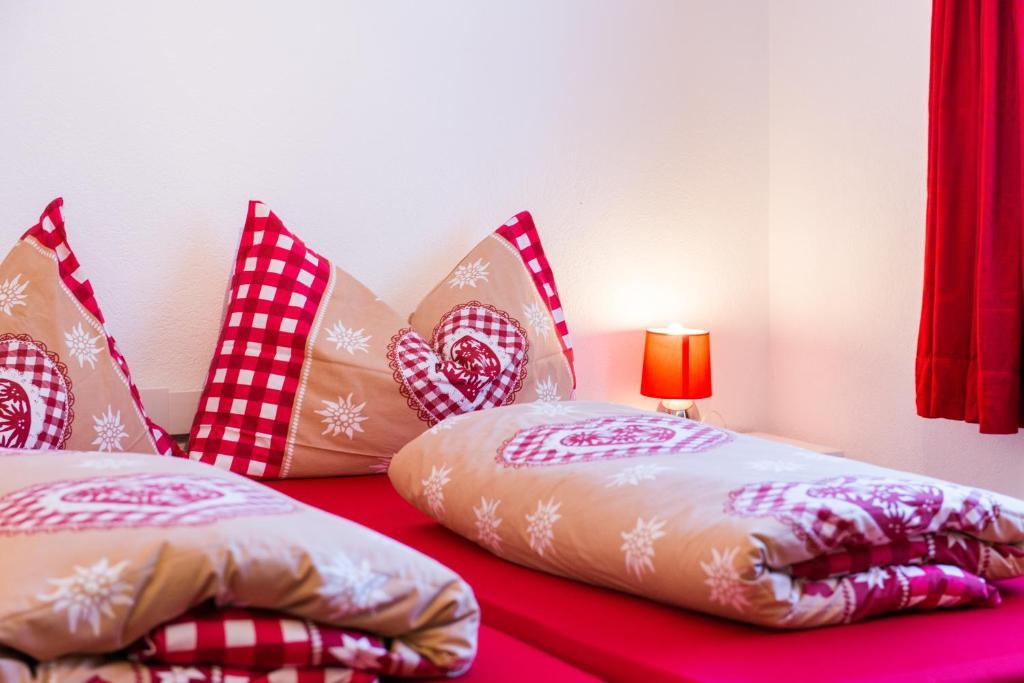 Hotel Pez Ault Disentis Pokoj fotografie